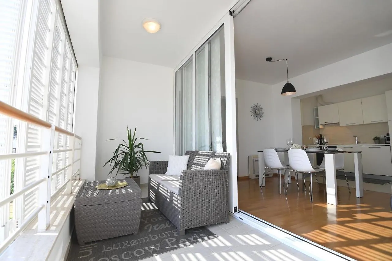 Apartment Lari Zara Croazia